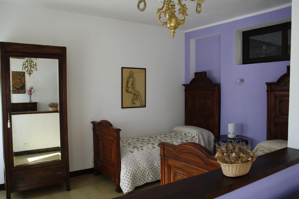 Fattoria Del Pino Orta San Giulio Phòng bức ảnh